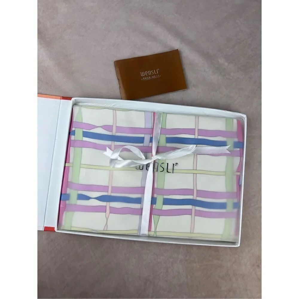 Wensli 100% Silk Scarf Handkerchief 20.5x20.5” NIB NWT